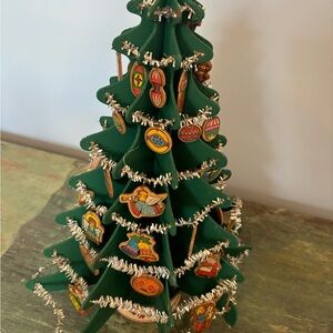 Vintage 1960’s Festive Wooden Green Christmas Tree Decoration